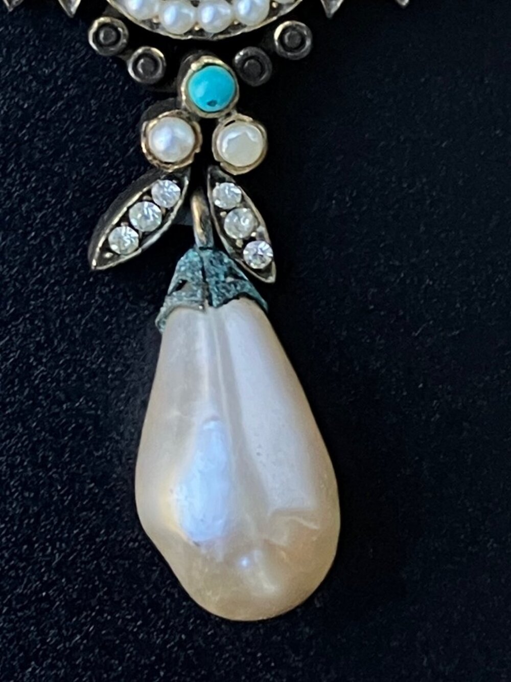 Kramer Rhinestone Pearl Dangle Pendant/Brooch - Picture 10 of 12